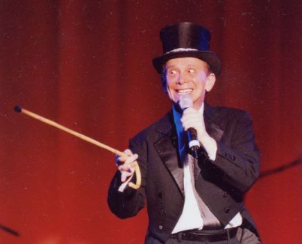 Cabaret - Joel Grey